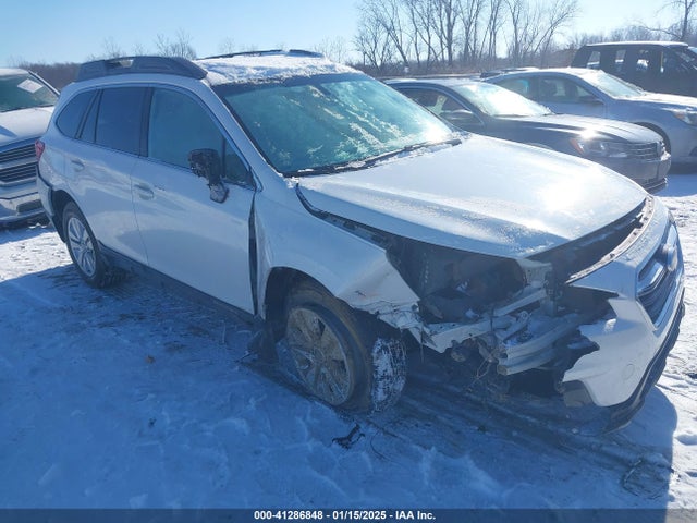 Subaru Outback 2.5i Premium 2018 4S4BSAFC5J3334420 Image 6