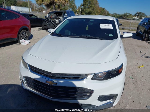 1G1ZD5ST2JF153664 Chevrolet MALIBU LT