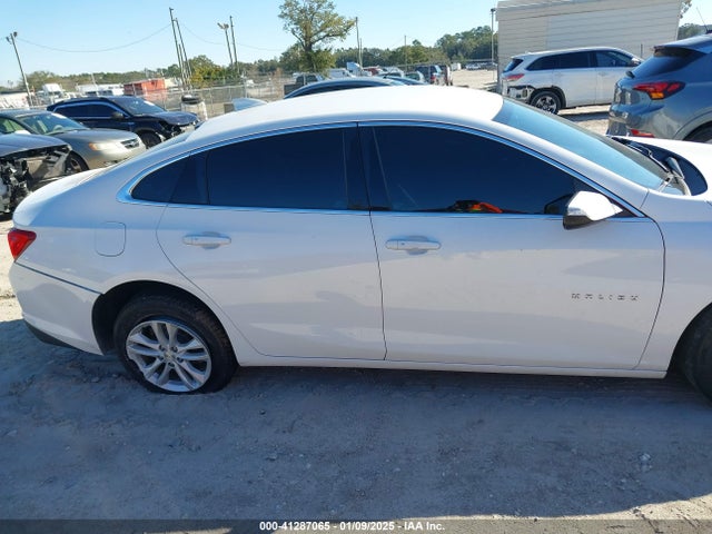 1G1ZD5ST2JF153664 Chevrolet MALIBU LT