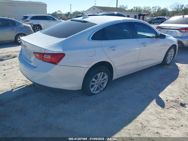 1G1ZD5ST2JF153664 Chevrolet MALIBU LT