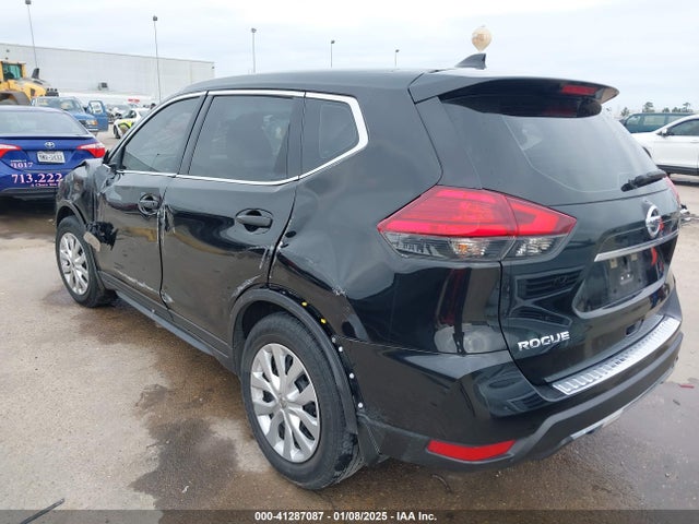 Nissan ROGUE S 2017 KNMAT2MT0HP588559 Image 3