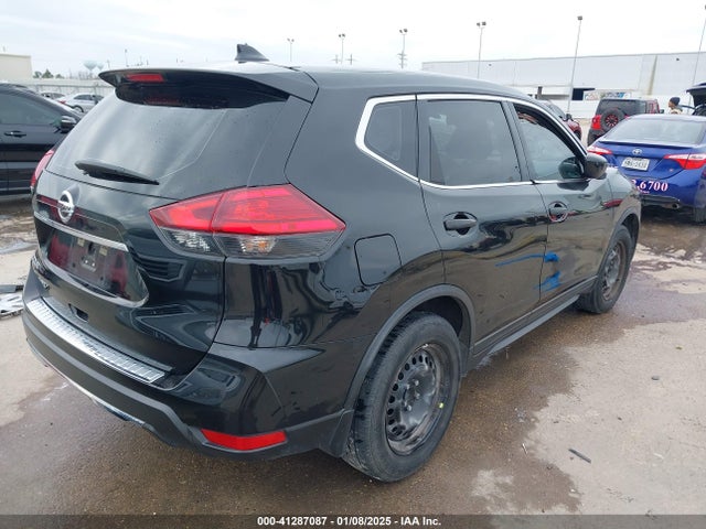 Nissan ROGUE S 2017 KNMAT2MT0HP588559 Image 4