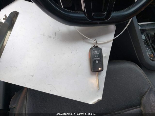 3VWL17AJ0GM238008 Volkswagen Jetta 1.8t Sel
