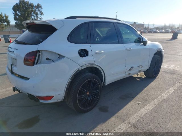2013 PORSCHE CAYENNE WP1AD2A22DLA71143 Photo 3