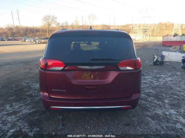 2C4RC1BG4HR797000 Chrysler Pacifica Touring-l