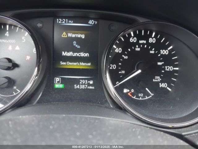 JN8AT2MV4HW005504 Nissan ROGUE SV