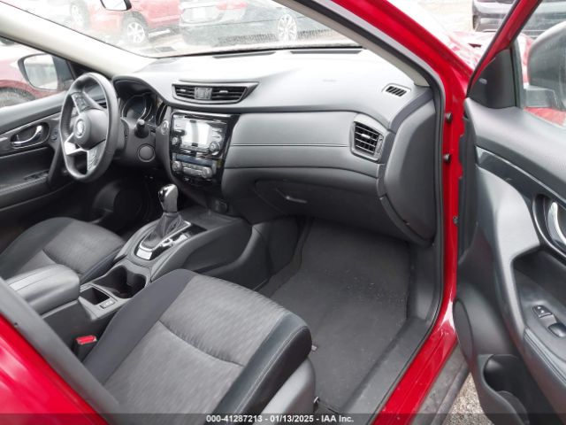 JN8AT2MV4HW005504 Nissan ROGUE SV