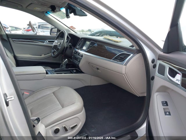 Hyundai Genesis 3.8 2016 KMHGN4JE3GU136073 Image 5