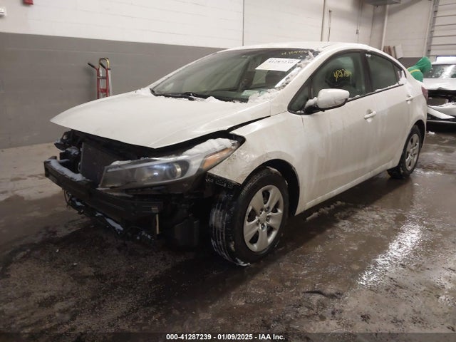 3KPFK4A78JE190355 KIA FORTE LX