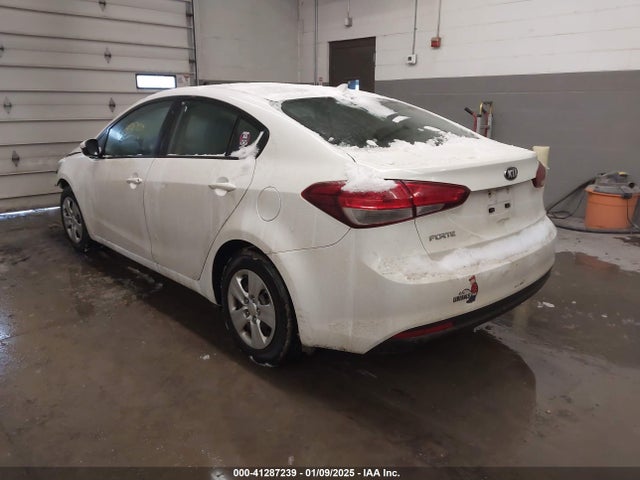 3KPFK4A78JE190355 KIA FORTE LX