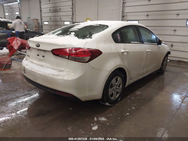 3KPFK4A78JE190355 KIA FORTE LX