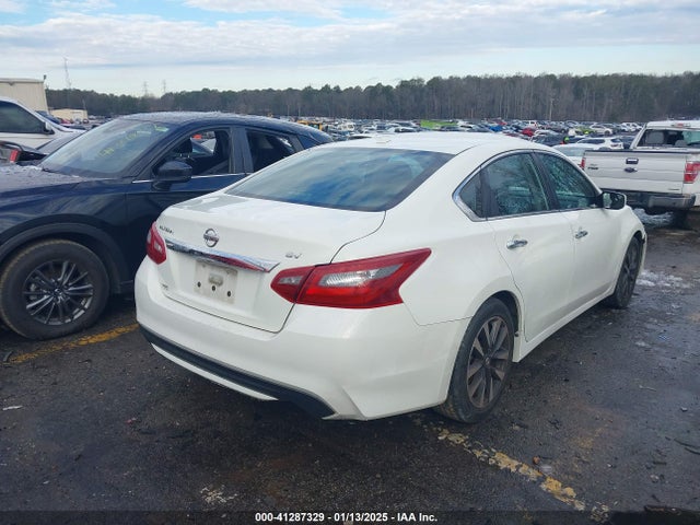 Nissan Altima 2.5 Sv 2018 1N4AL3AP7JC190166 Image 4