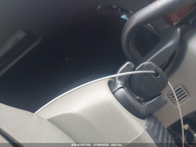 2002 CADILLAC DEVILLE 1G6KE57YX2U212020 Photo 10