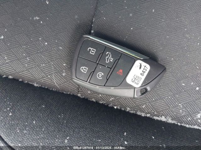 3GCPDKEK8RG223596 Chevrolet Silverado 1500 4wd  Short Bed Lt With 2fl