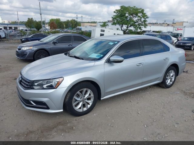 1VWAS7A31GC042179 Volkswagen Passat 1.8t S