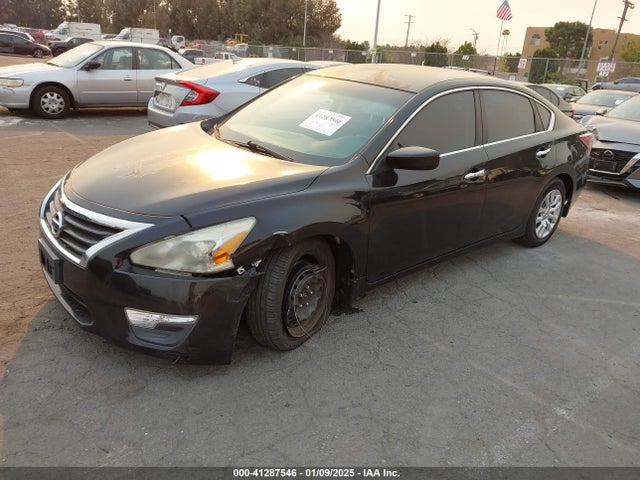 Nissan Altima 2.5 S 2015 1N4AL3AP6FC409058 Image 2