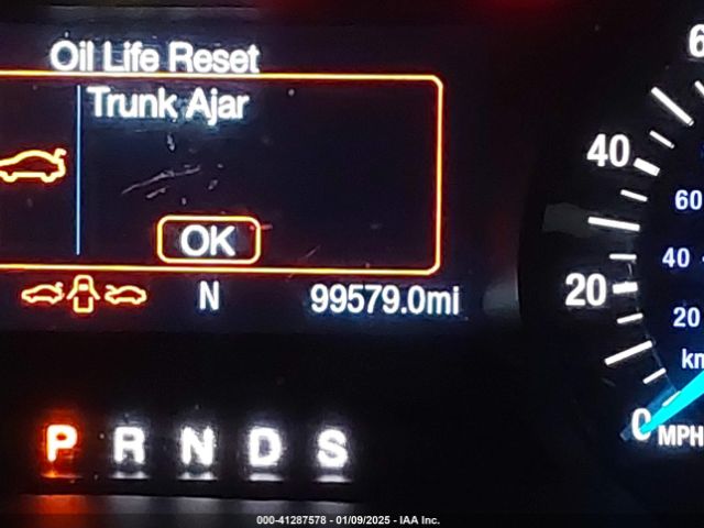 3FA6P0T92HR230818 Ford FUSION SE