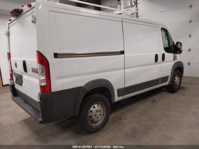 3C6TRVAG0JE153442 RAM Promaster 1500 Low Roof 136 Wb