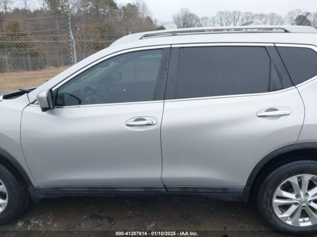 5N1AT2MVXFC757231 Nissan ROGUE SV