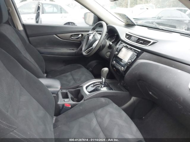 5N1AT2MVXFC757231 Nissan ROGUE SV