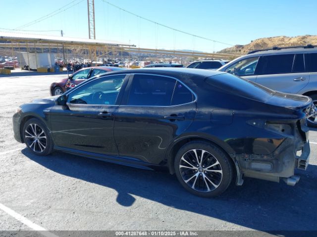 4T1B21HKXJU007932 Toyota Camry Hybrid Se