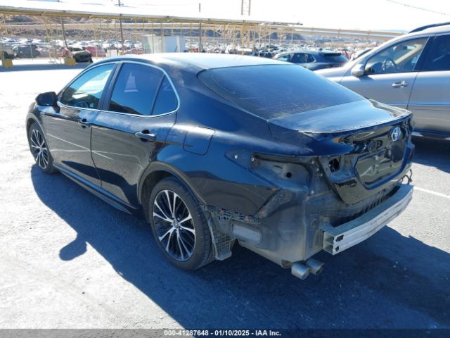 4T1B21HKXJU007932 Toyota Camry Hybrid Se