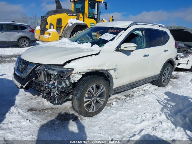 JN8AT2MV1KW391418 Nissan ROGUE SV