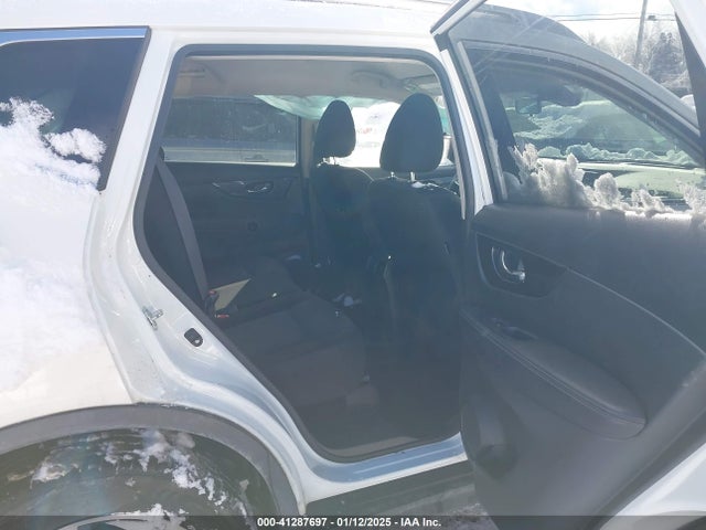 JN8AT2MV1KW391418 Nissan ROGUE SV