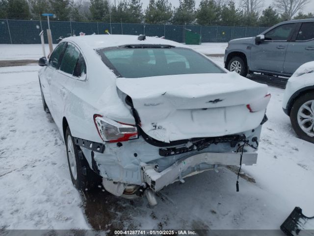 2024 CHEVROLET MALIBU 1G1ZB5ST3RF249448 Photo 2