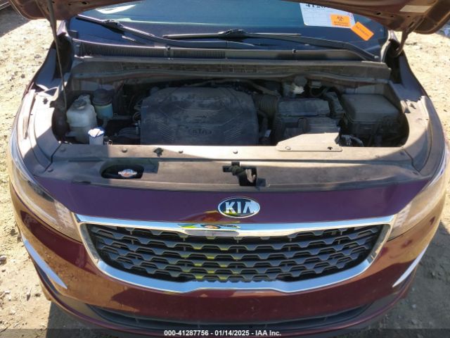 KNDMB5C13K6540035 KIA SEDONA LX