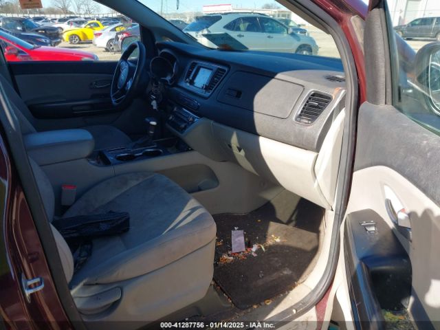 KNDMB5C13K6540035 KIA SEDONA LX
