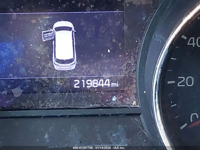 KNDMB5C13K6540035 KIA SEDONA LX