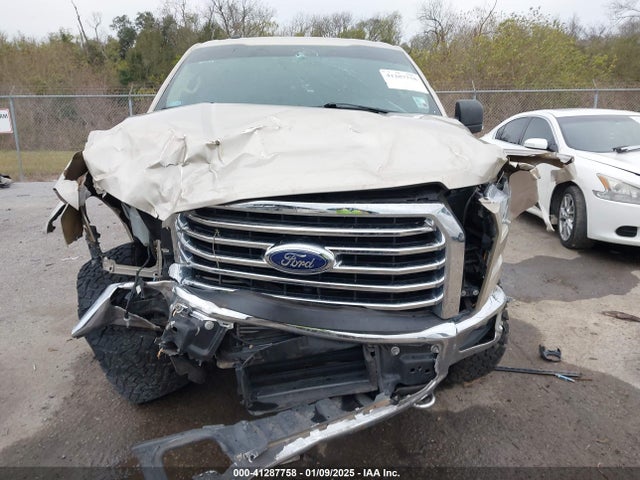 Ford F-150 Xlt 2017 1FTEW1EG7HKC10112 Image 10