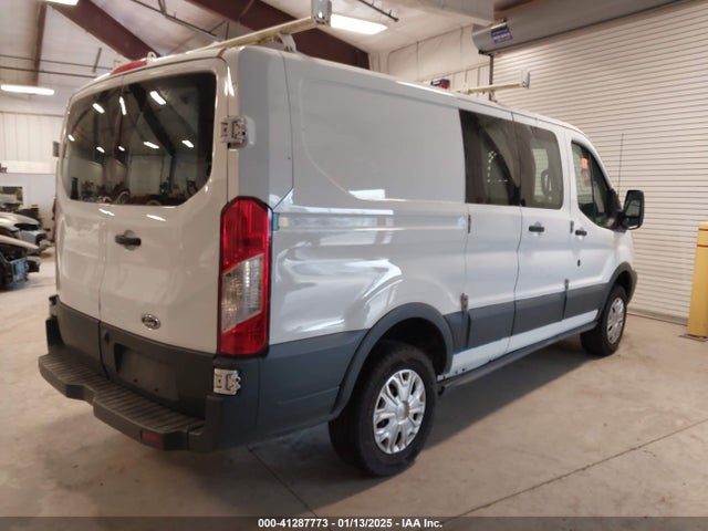 Ford Transit-250 2016 1FTYR1ZM0GKA70150 Image 4