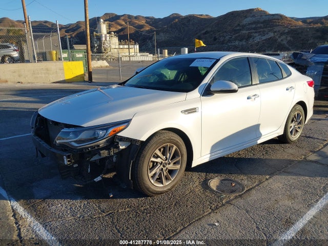KIA Optima Lx 2020 5XXGT4L35LG387957 Image 2