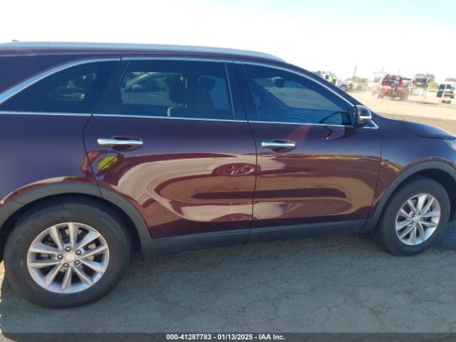 5XYPG4A55HG306872 KIA Sorento 3.3l Lx