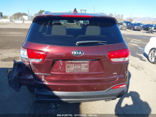 5XYPG4A55HG306872 KIA Sorento 3.3l Lx