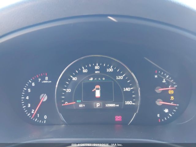 5XYPG4A55HG306872 KIA Sorento 3.3l Lx