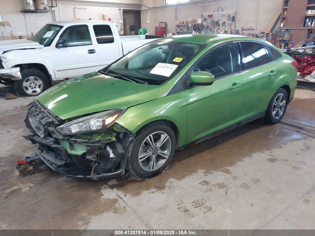 Ford FOCUS SE 2018 1FADP3FE3JL235354 Image 2