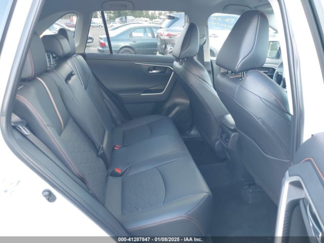 2T3J1RFV1RW471091 Toyota Rav4 Adventure