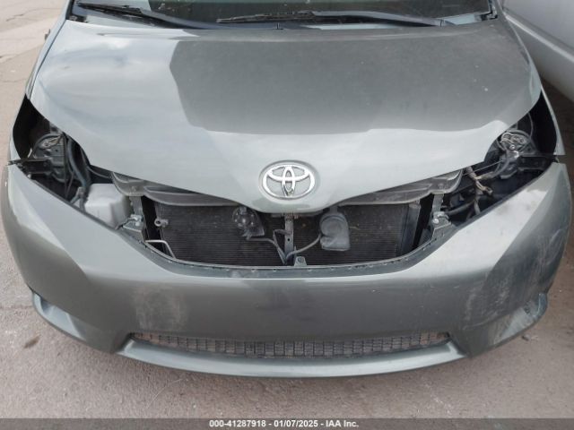 5TDJK3DC6ES074273 Toyota Sienna Le 7 Passenger