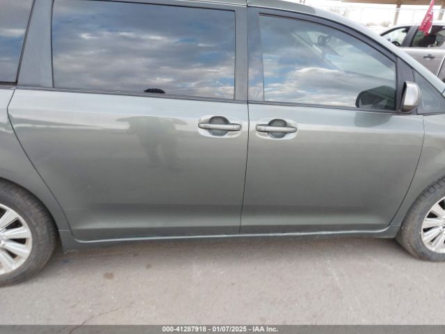5TDJK3DC6ES074273 Toyota Sienna Le 7 Passenger