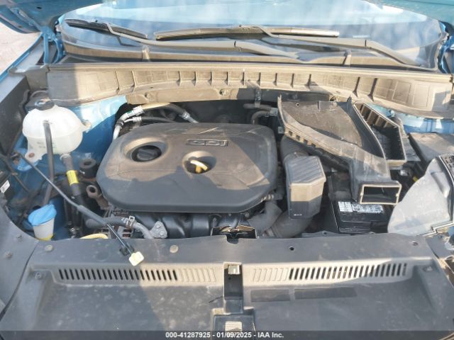 KM8J2CA4XLU223415 Hyundai TUCSON SE