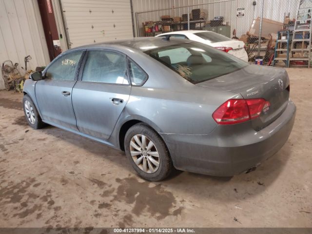 1VWAT7A39EC117141 Volkswagen Passat 1.8t Wolfsburg Edition