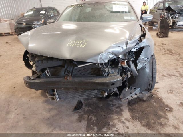 1VWAT7A39EC117141 Volkswagen Passat 1.8t Wolfsburg Edition