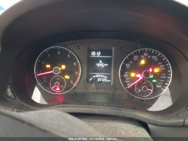 1VWAT7A39EC117141 Volkswagen Passat 1.8t Wolfsburg Edition