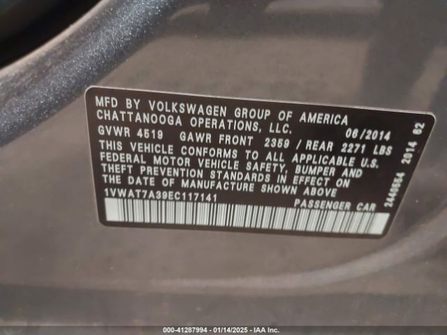 1VWAT7A39EC117141 Volkswagen Passat 1.8t Wolfsburg Edition