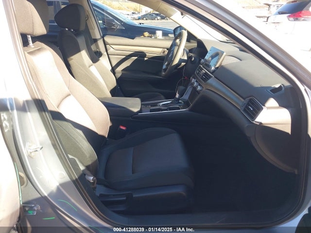 Honda ACCORD LX 2018 1HGCV1F15JA051205 Image 5