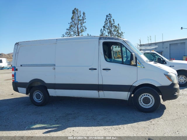 Freightliner Sprinter 2500 Normal Roof 2014 WDYPE7DC6E5934255 Image 13
