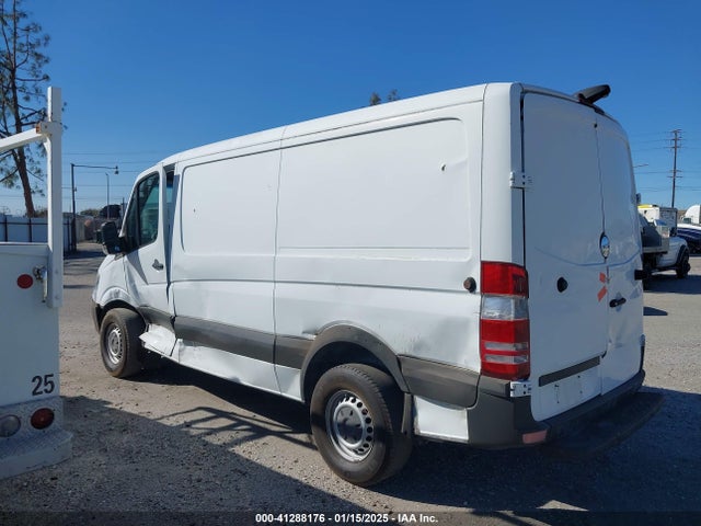 Freightliner Sprinter 2500 Normal Roof 2014 WDYPE7DC6E5934255 Image 14